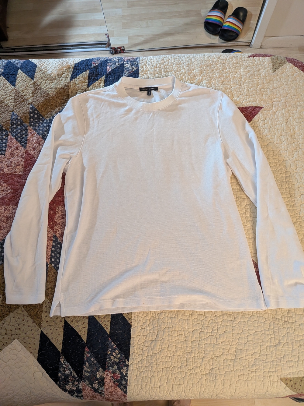 Robert Barakett White Long-Sleeve Crewneck Shirt